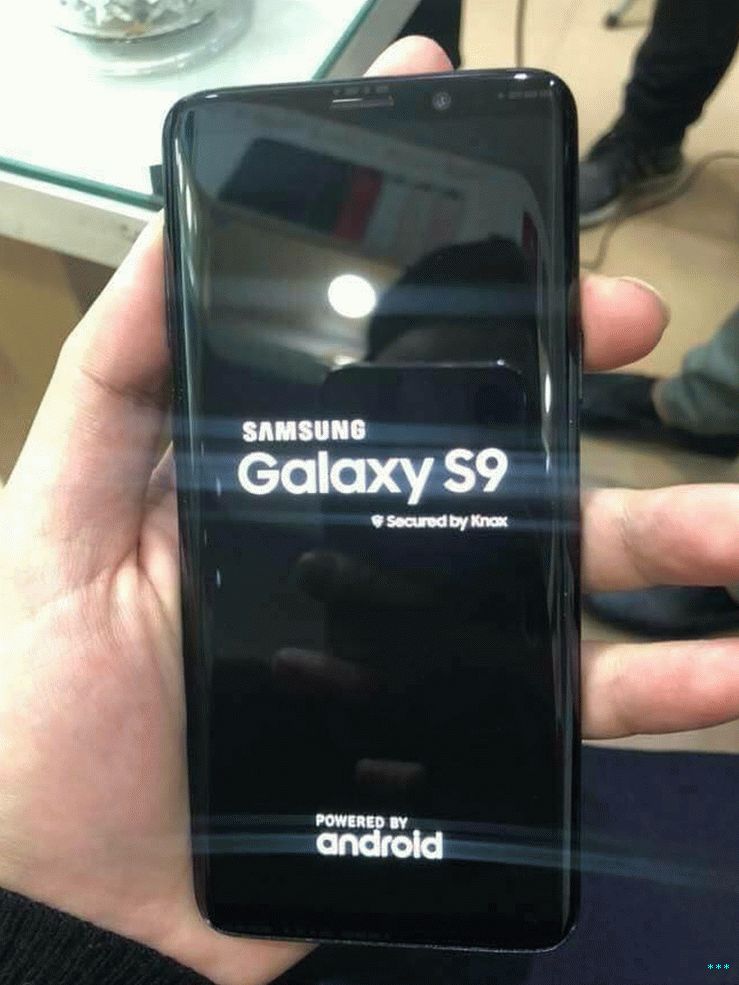 Galaxy S9 Midnight Black zum Anfassen 1